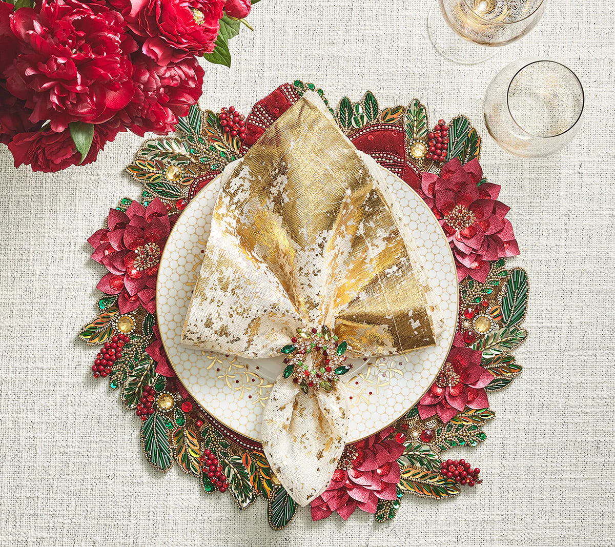 Metafoil Napkin in White & Gold