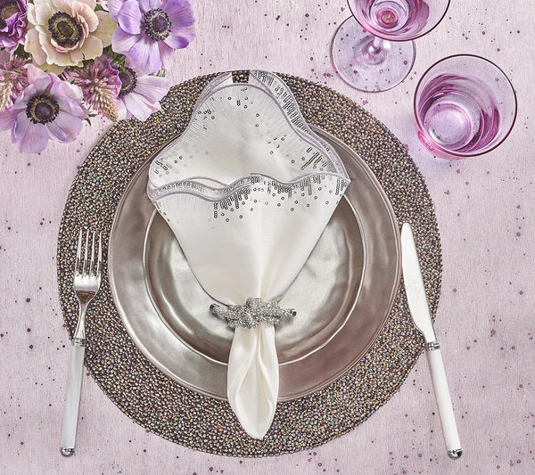 Glam Knot Napkin Ring in Silver