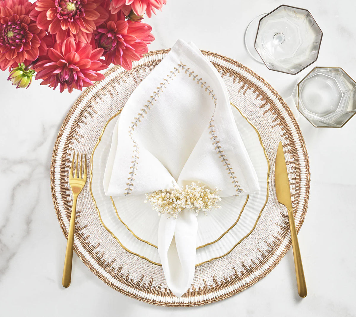 Enamor Placemat in White